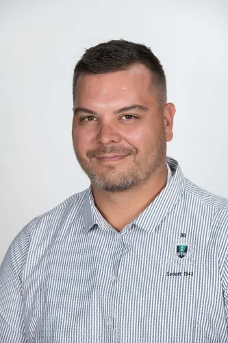 Mnr. F. van Vuuren